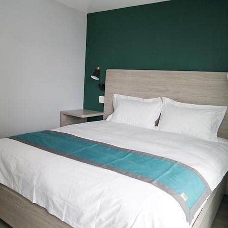 Starlight Hotel Near Lga Airport Nowy Jork Zewnętrze zdjęcie